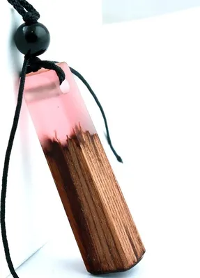 Produktbild von Handgemachte Natur Resin Halskette in Rosa - Einzigartiger Schmuck KP5312