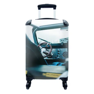 Produktbild von MuchoWow® Koffer Handgepäck Trolley Rollkoffer Kleine Reisekoffer mit 4 Rollen - Auto - Lenkrad - Armaturenbrett - Cabin Size < 55x40x23 cm & 55x40x20 cm - Fotokoffer - Kabinenkoffer - Boardgepäck - Reise-Box - Reisekoffer - Reisegepäck - Koffer mit Bild - Trolley für Kinder
