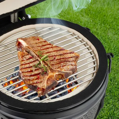 Image de Barbecue Kamado en céramique - Polyvalent pour griller et cuire au four