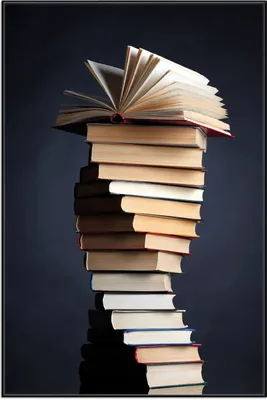 Produktbild von Wallario Wandbild Bücherstapel, Größe: 61 x 91,50 cm, Poster mit schwarzem Aluminiumrahmen
