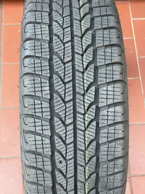 Produktbild von Reifen Tyre Goodyear 215/65 R16 109/107T Ultragrip Cargo