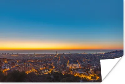 Produktbild von MuchoWow® Poster Die Skyline von Barcelona am Abend 30x20 cm - Plakate - Print