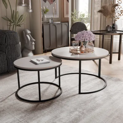 Produktbild von Grekpol Skandinavischer 2er Set runder Couchtisch Lavo in Kaschmirfarben mit Metallgestell Sofatisch Kaffeetisch Wohnzimmertisch Schwarz / Kaschmir