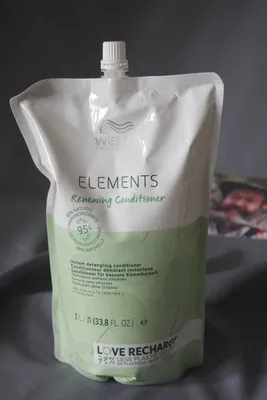 Zdjęcie produktu dla Wella Elements Renewing Conditioner opakowanie uzupełniające 1000 ml