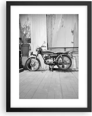 Produktbild von Gerahmtes Poster - Schwarzer Rahmen - Alt Motorrad Schwarz und Weiß - 30x40 cm - Wand Bild - Wanddeko - Wandbilder - Kunstposter - Wandposter - Bilderrahmen - Bilder - Kunstdruck - P2BPA30x40-4487