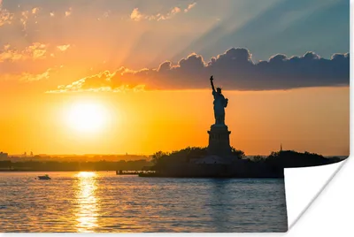 Produktbild von MuchoWow® Poster Freiheitsstatue und Hudson River in New York bei Sonnenuntergang 180x120 cm - Fotoplakat