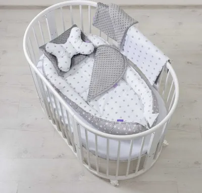 Produktbild von JUKKI® Baby Nestchen XXL 5tlg MINKY SET für Neugeborene [Grey Stars] 2seitig 120x65cm Babynest, Matratze, Decke, 2x Kissen