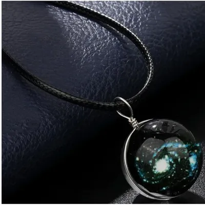 Produktbild von Halskette Universe Typ9 - Mystisches Accessoire mit Glaskugel-Anhänger KP34087
