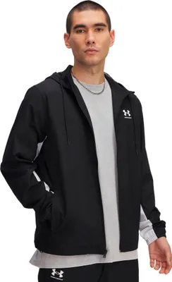 Produktbild von Under Armour Rival Woven Windjacke Schwarz 4XL / Regular Mann Schwarz 4XL