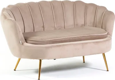 Produktbild von 2-Sitzer-Sofa aus Samt mit goldfarbenen Metallbeinen, elegantes Muschel-Design und umhüllender Komfort für Wohnzimmer, Schlafzimmer und professionelle Räume – PERLA