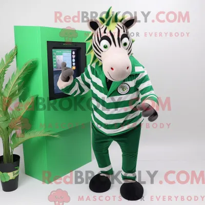 Produktbild von Maskottchenfigur REDBROKOLY eines waldgrünen Zebras mit Bermudashorts und Geldbörse