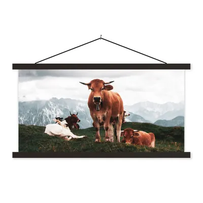 Produktbild von MuchoWow® Textilposter Tiere - Kuh - Berg 120x60 cm mit schwarzem Rahmen - Dekoration Schlafzimmer