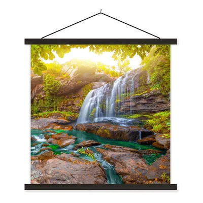 Produktbild von MuchoWow® Textilposter Natur - Wasserfall - Pflanzen - Bäume - Sonne 40x40 cm mit schwarzem Rahmen - Fotos