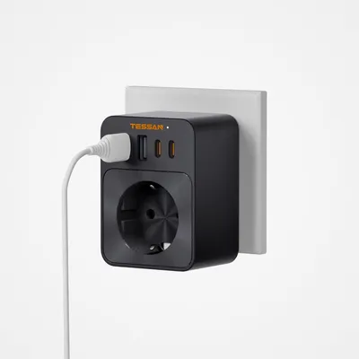 Produktbild von TESSAN Steckdose Schutzadapter 3600W mit 2 USB-C und 2 USB-A für Heimoffice kompakter Mehrfachadapter Stecker Schwarz