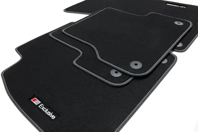 Produktbild von Exclusive Line Fußmatten passend für Seat Leon 3 5F 5Türer ST Kombi 2012-2019, Naht:Silber
