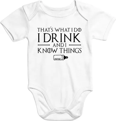 Produktbild von Kurzarm Baby-Body mit Aufdruck I Drink and I Know Things Milch Strampler Baumwolle Moonworks® weiß 0-3 Monate