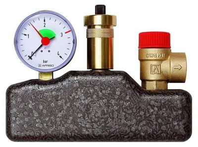 Zdjęcie produktu dla Grupa bezpieczeństwa kotła Afriso dla systemów grzewczych do 50 kW wraz z izolacją