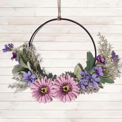 Immagine prodotto di Omgoods -  decorativa per porta, realizzata con fiori artificiali, ideale per la decorazione primaverile