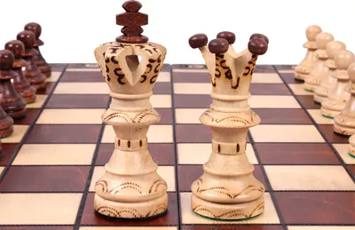 Produktbild von LUXUS-AMBASSADOR-Schachspiel - groß (54 x 54 cm)