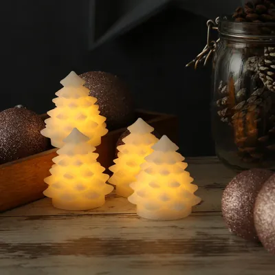 Produktbild von LED Kerzen Tannenbaum - 4 Mini Tannenbäume aus Echtwachs - H: 7cm - inkl. Batterien - weiß - 4er Set