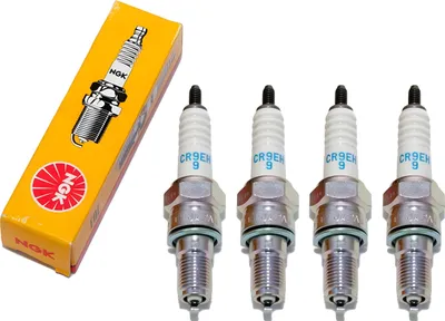 Obrázek produktu pro Sada zapalovacích svíček NGK 4x CR9EH-9 s potlačeným rušením, délka závitu 19,0 mm, Ø 10,0 mm, šestihran 16,0 mm, mezera mezi elektrodami 0,90 mm, tepelná hodnota 9, 5454 / 7502