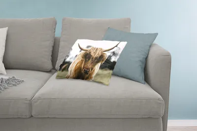Produktbild von MuchoWow® Zierkissen Sofakissen Wohnzimmer Dekokissen 60x40 cm Schottisches Hochlandrind - Kuh - Gras - Tiere - Natur - Kopfkissen - Polster mit Foto
