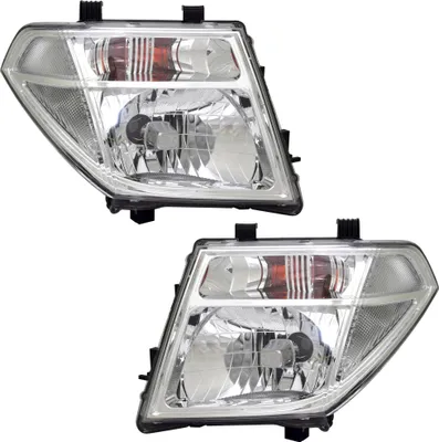 Produktbild von TYC Scheinwerfer Set für Nissan Navara D40 Pathfinder R51 04-07 H4 LWR Motor