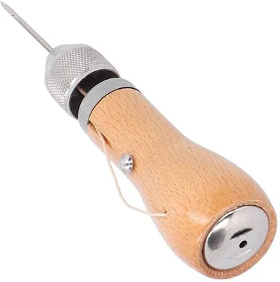 Produktbild von Professionelle Lederbearbeitungskit - Lederpunch - Met Stahlnägeln - DIY Leerbearbeitung - Inklusive Rechter/Gekrümmter Nägel - Hochwertige Materialien