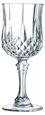Imagen del producto de 6 vasos con pie de 17 cl, modelo Longchamp, marca Cristal d'Arques. Vidrio de alta transparencia con diseño vintage