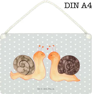 Produktbild von Mr. & Mrs. Panda Schild Schnecken Liebe DIN A4 - Grau Pastell - Geschenk, holzbild, Pärchen, Freundin, Zufrieden, glücklich, Holzschild, Paar, Wandbild Holz, Deko