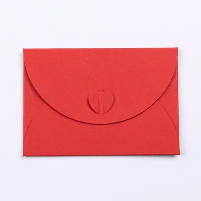 Produktbild von 50 x PresentFill® Mini Briefumschläge mit Herzverschluss - Rubin Rot