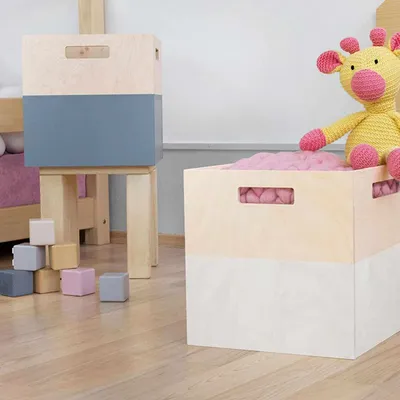 Produktbild von Aufbewahrungsbox aus Holz Modell 1 - mit Griffen - Weiß und naturholzfarben - 33 x 33 x 37 cm