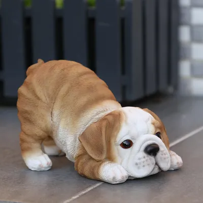 Produktbild von Gartenfigur Hund LUCY - Dekofigur - Bulldogge Welpe - Polyresin - H: 10,5cm - braun, weiß