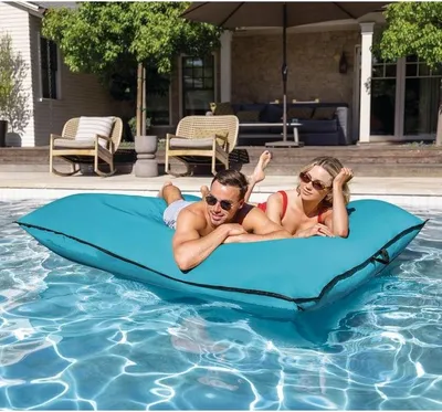 Produktbild von Intex Schwimmender Riesen Pouf, Outdoor Sitzsack, Blau