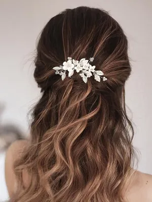 Produktbild von Hochzeitshaarkamm mit Blumen, Brauthaarschmuck für Frauen und Mädchen