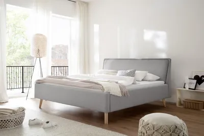 Produktbild von Meise Möbel Polsterbett Frieda 180x200 cm | Bettgestell | Kopfteil glatt | Webstoff Hellgrau | Holzfuß eichefarbig