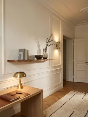 Produktbild von Wandregal mit Baumkante Akazie Massivholz 140 cm, Design Schweberegal Wandboard Massiv, Regal Holz Natur, Landhausstil Hängeregal