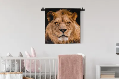 Produktbild von MuchoWow® Wandteppich Wandbehang Löwe - Porträt - Schwarz 60x60 cm Tapisserie Dekoration Wandtuch - Dekorationen - Wand Decke