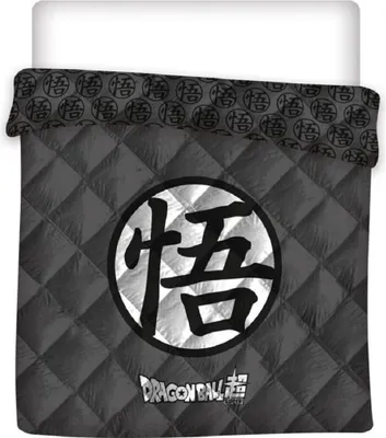 Zdjęcie produktu dla Koc DRAGON BALL - 240x220 cm, 100% poliester, wypełnienie 250g dla idealnej przytulności