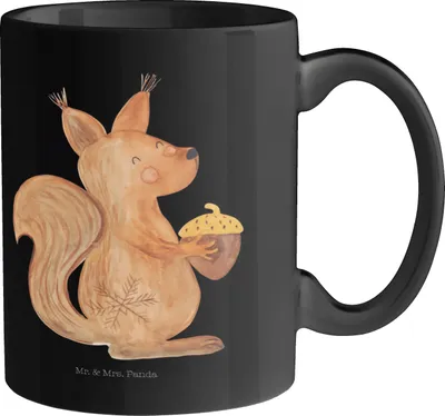 Produktbild von Mr. & Mrs. Panda Becher Eichhörnchen Weihnachtszeit - Schwarz - Geschenk, Frohe Weihnachten, Guten Rutsch, Tasse, Kaffeebecher, Weihnachtsgruß, Kaffeetasse, Neujahr