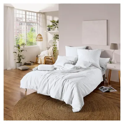 Produktbild von Bettwäsche-Set Seersucker Uni Serie Rosenheim, Bettbezug und Kissenbezug in Weiß, Größe 80x80 cm / 135x200 cm - pflegeleicht, bügelfrei, mit Reißverschluss