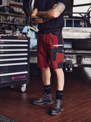 Produktbild von Arbeitsshorts TERRAX braun Gr. 48