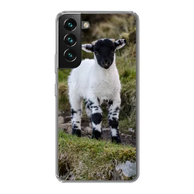 Produktbild von MuchoWow® Handyhülle Schutzhülle Hülle für Samsung Galaxy S22 Lamm - Schwarz - Weiß - Tupfen Silikon Softcase Handy Hülle - Mobiltelefonhülle