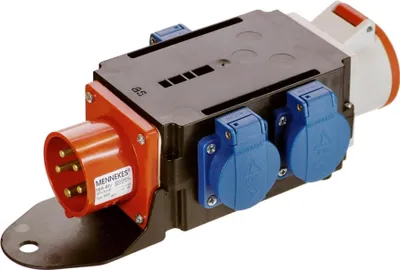 Produktbild von as - Schwabe MIXO Adapter/Stromverteiler BRIGACH – CEE-Stecker auf 5-polige CEE-Steckdose + 3 Schuko Steckdosen Robuster Baustellen Starkstrom-Verteiler IP44 –  EU für Camping Veranstaltungen