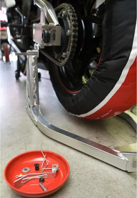 Produktbild von Hi-Q Tools Magnet-Schale Ø135mm für Sichere Befestigung auf Metallflächen