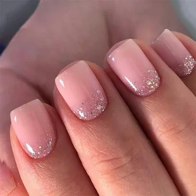 Productafbeelding van Nagelstukken, kort, glanzend, roze, met gradiënteffect, kunstnagels met lijm, ombre-design, roze, model FB26