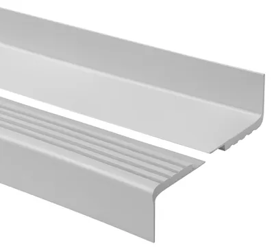 Obrázok produktu pre QUEST Protišmykový schodiskový profil RF PVC, ochrana schodov, 42x40mm, šedá