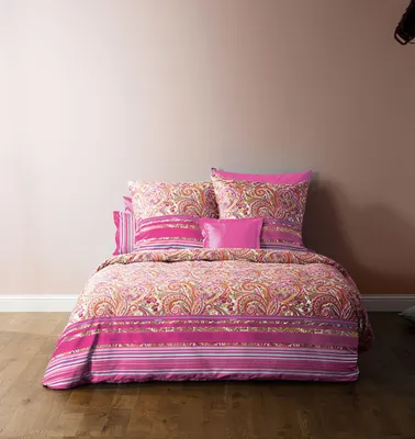 Produktbild von Bassetti Mako-Satin Bettwäsche 155x220 Noto P2 Fuxia Paisley Streifen pink orange
