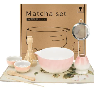 Immagine prodotto di Set per Matcha da 9 pezzi, rosa – Set da tè Matcha, contenente: ciotola in Vetroceramica con beccuccio, frustino, supporto per frustino, setaccio, cucchiaino, tazza, set da principianti, colore rosa