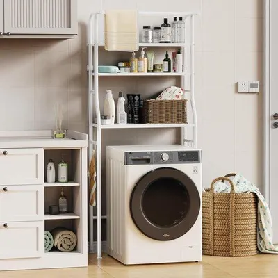 Produktbild von Metallene Badzimmereinrichtung mit drei Holztrennwänden
